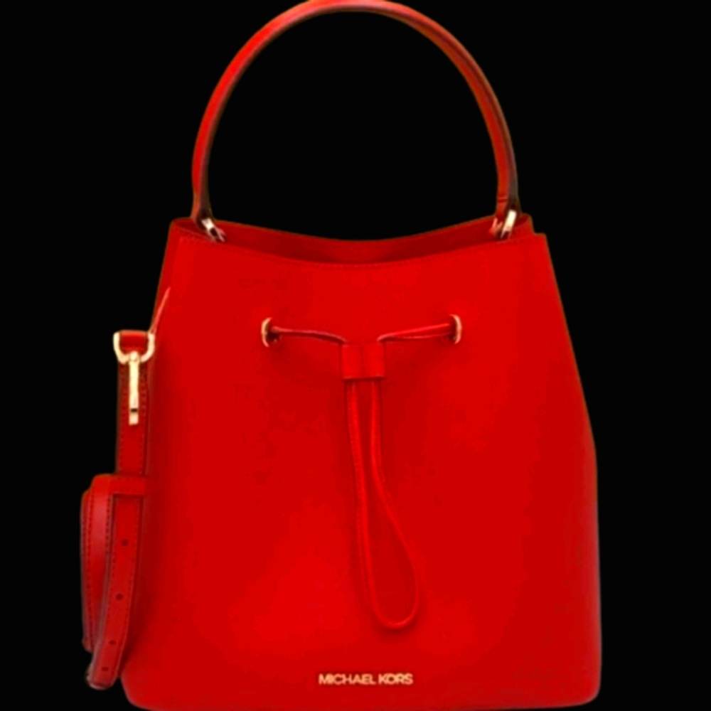 Michael Kors Bucket Handbag